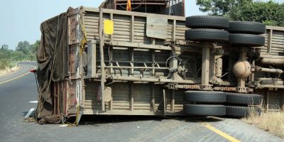 5 Things You Should Do After a Truck Accident - Mukerji Law